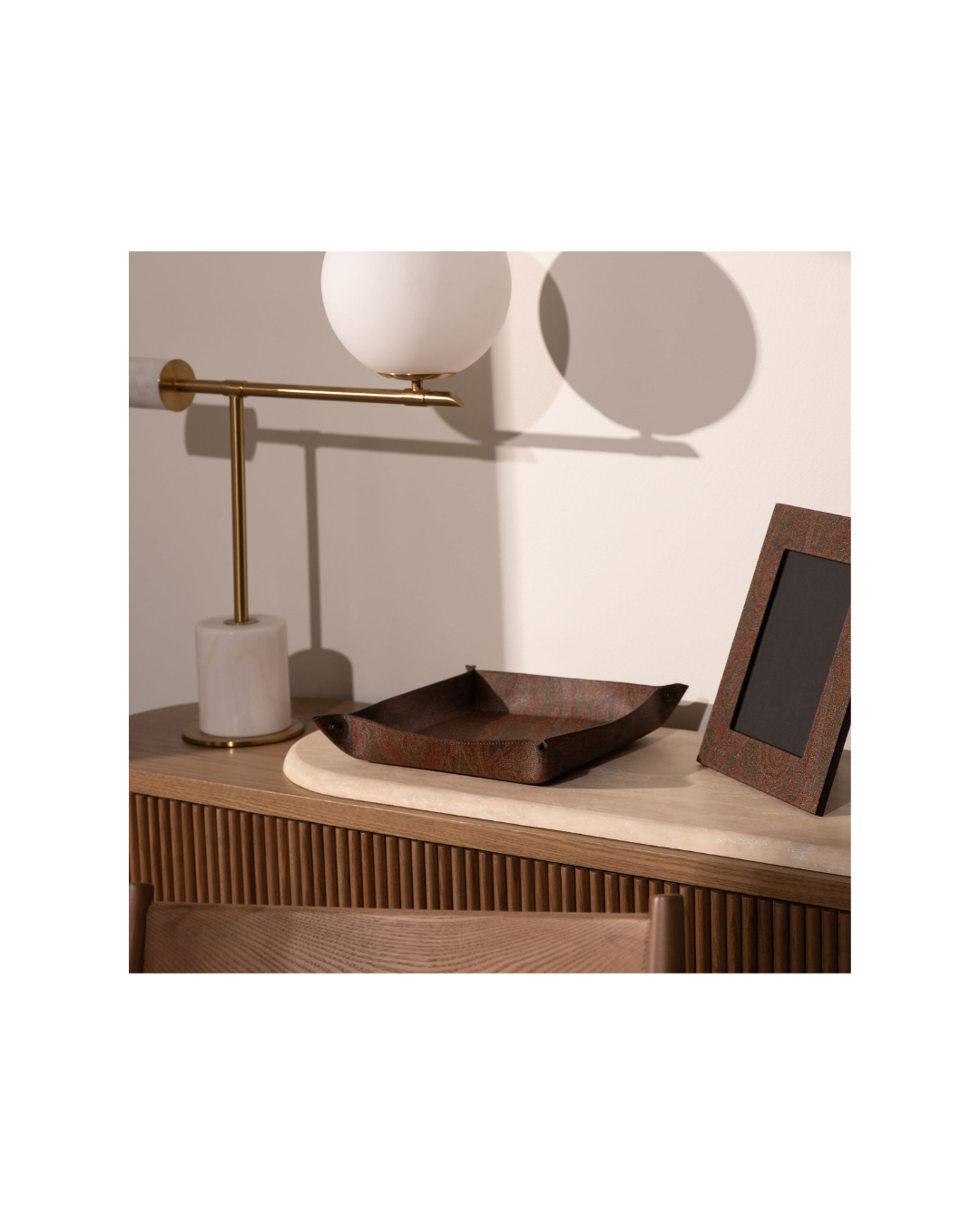 Arnica Square Tray (25x25 Cm)