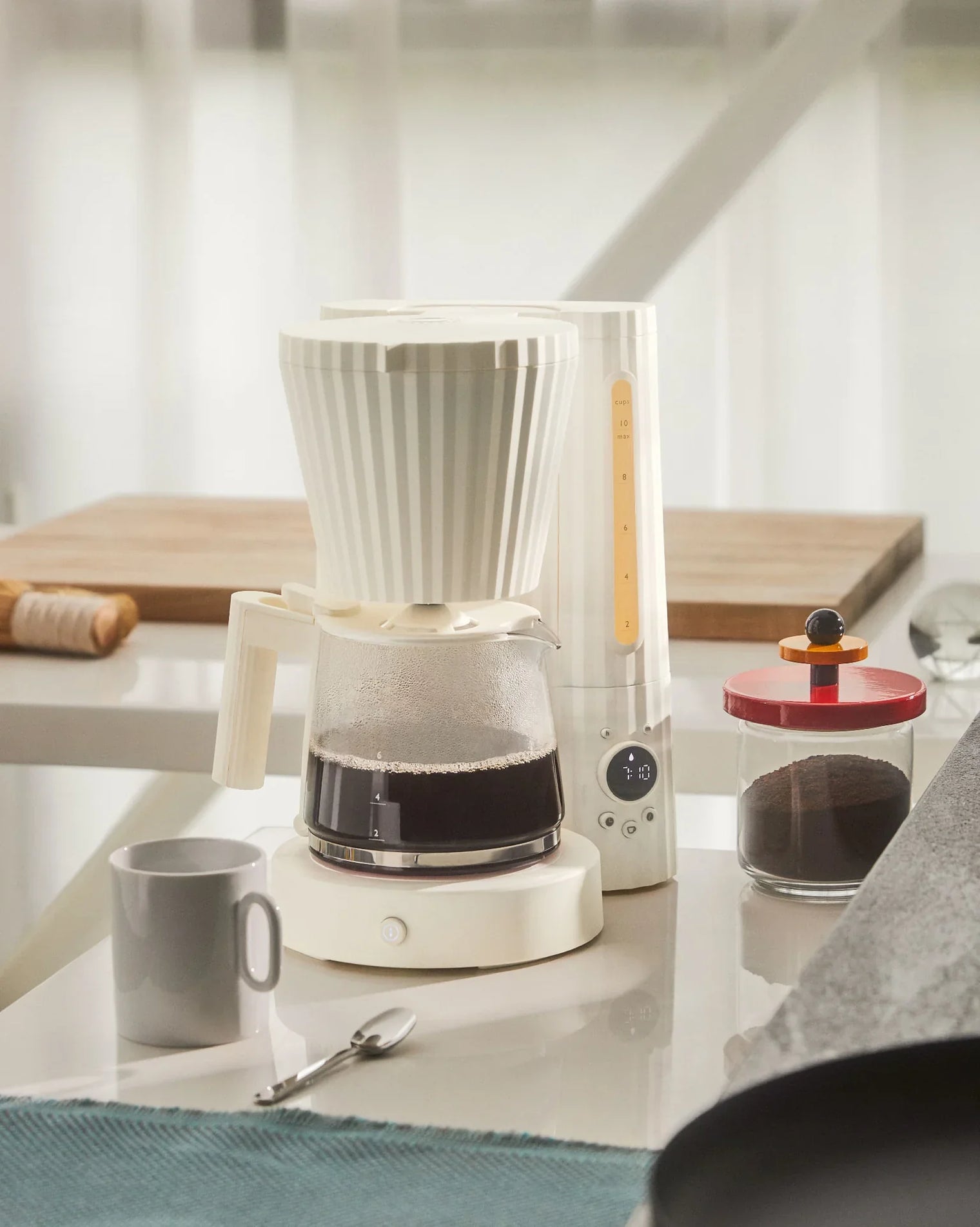 PLISSSE FILTER COFFEE MACHINE